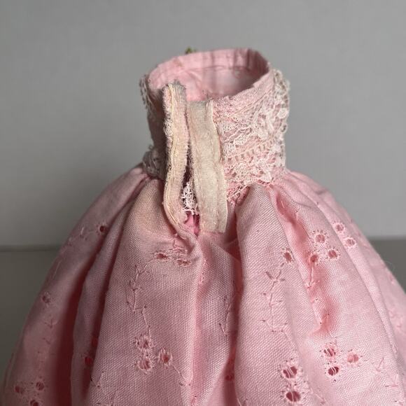 Vintage Handmade Barbie Size Southern Belle Dress Pink Eyelet Lace Floral OOAK - Picture 7 of 13